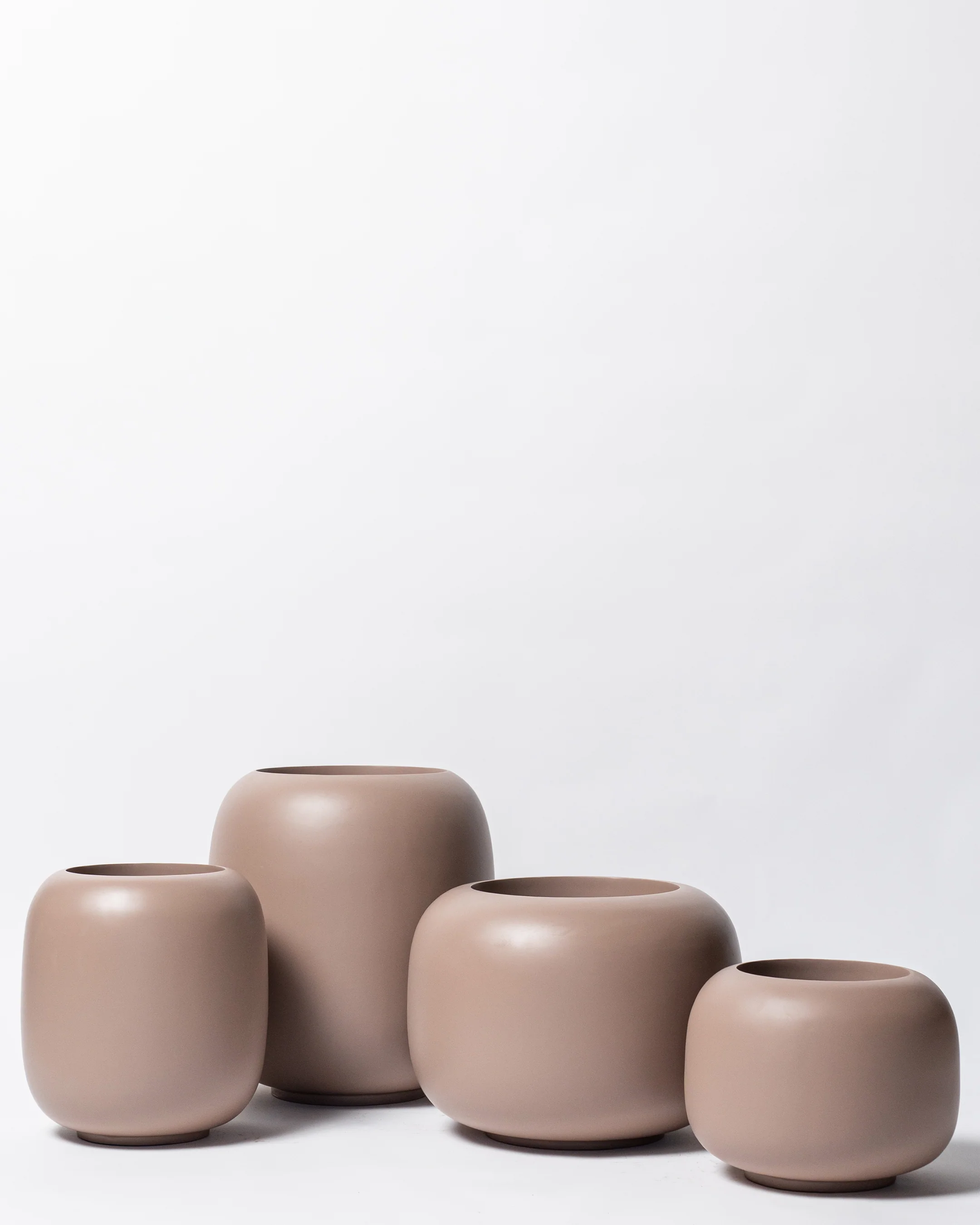 Tall Correa Pot - Image 9